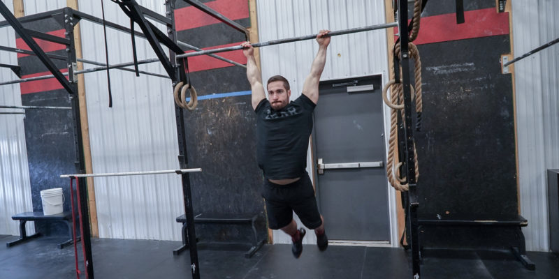 athlete-kip-swing-gymnastics-crossfit